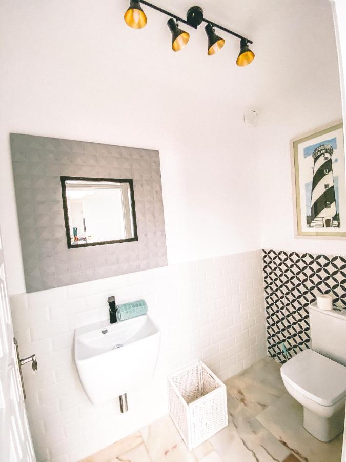 קורלחו Villa Los Flamencos By Veaco- Beachfront & Pool מראה חיצוני תמונה