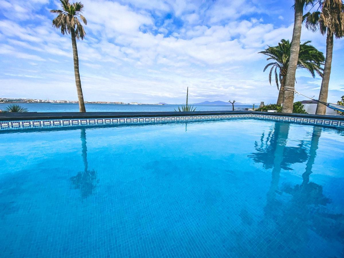 קורלחו Villa Los Flamencos By Veaco- Beachfront & Pool מראה חיצוני תמונה