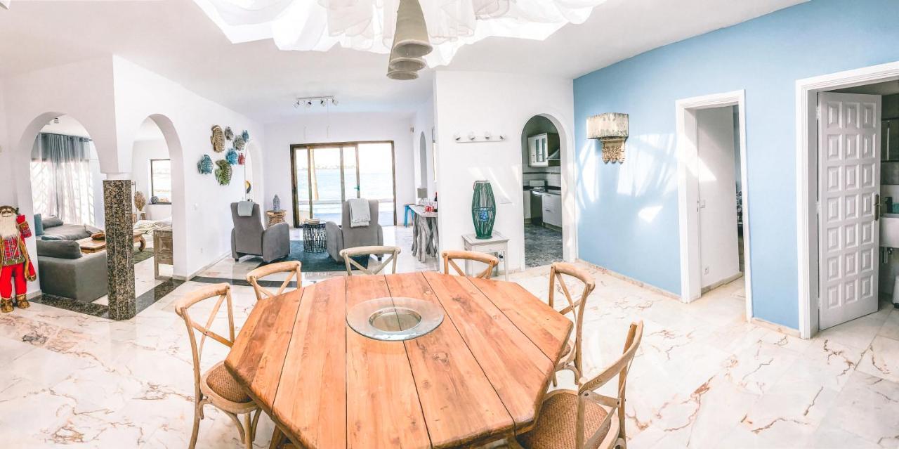קורלחו Villa Los Flamencos By Veaco- Beachfront & Pool מראה חיצוני תמונה